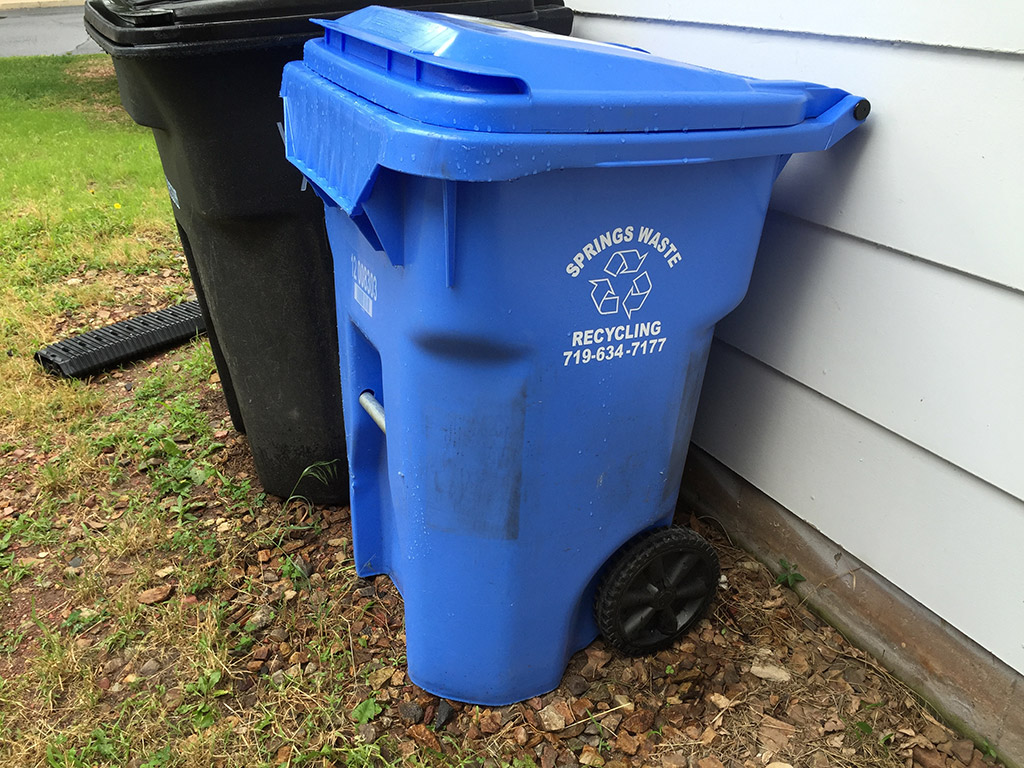 colorado-springs-recycling-bin